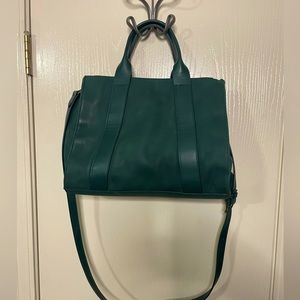 Universal Thread green purse/crossbody bag